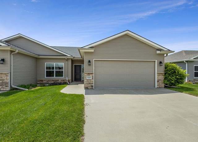 Property at 5211 41st St, Columbus, NE 68601, 2 beds, 2 baths