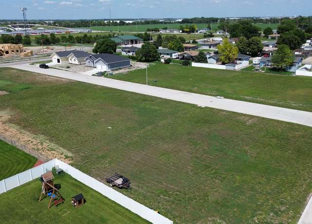 Property at 609 6th St, Columbus, NE 68601