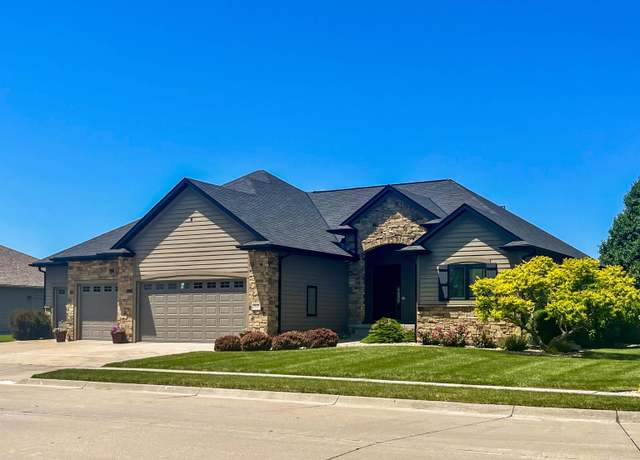 Property at 3178 40th Ave, Columbus, NE 68601, 6 beds, 3 baths