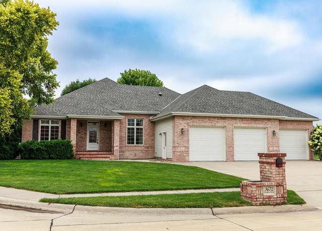 Property at 3672 Brookshire Pl, Columbus, NE 68601, 4 beds, 3 baths