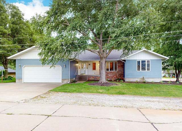 Property at 9 Driftwood Dr, Columbus, NE 68601, 3 beds, 3 baths