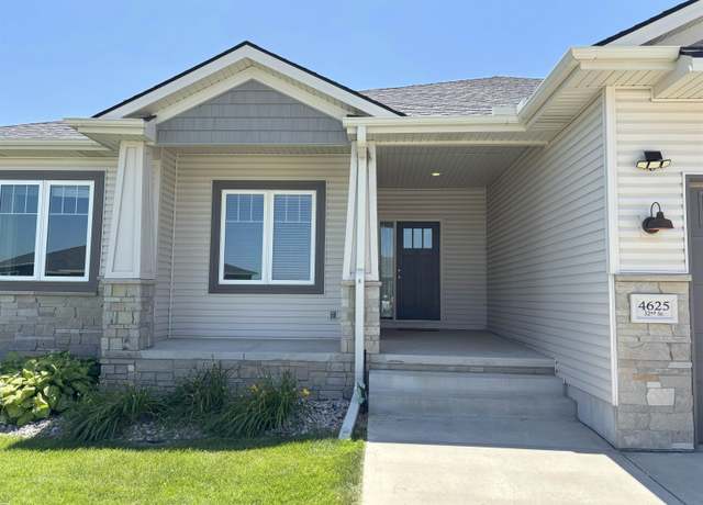 Property at 4625 32nd St, Columbus, NE 68601, 5 beds, 3 baths