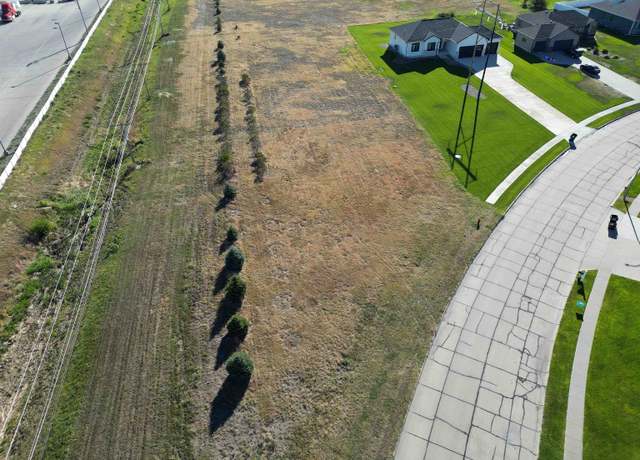 Property at 2165 E Calle Colombo St, Columbus, NE 68601