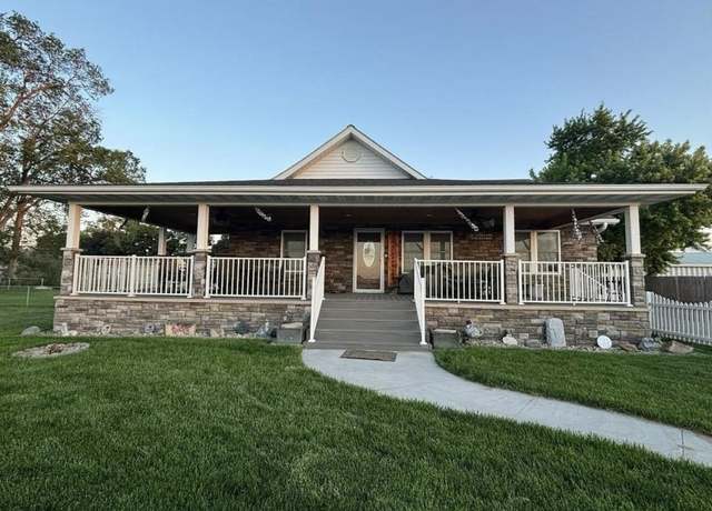 Property at 327 Columbus Ave, Monroe, NE 68647, 4 beds, 2 baths