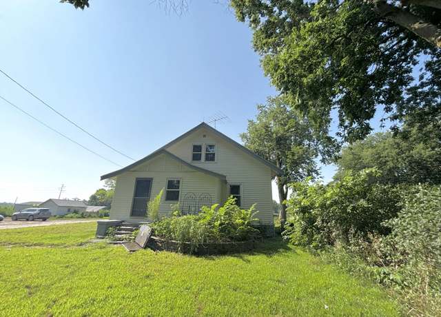 Property at 4815 SE 16th St, Columbus, NE 68601, 3 beds, 2 baths