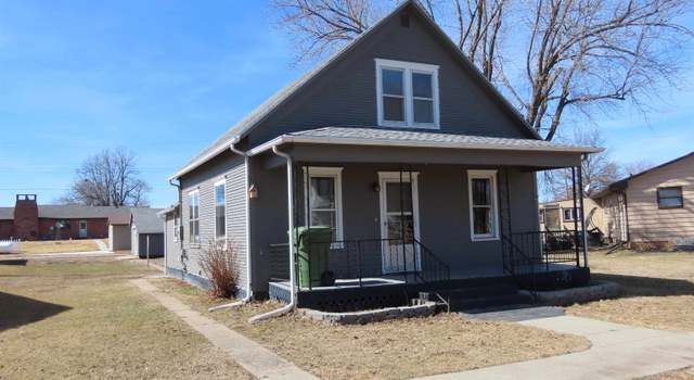 Photo of 327 N Ash St, Dodge, NE 68633