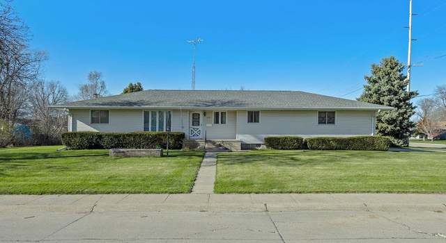 Photo of 212 E 18th St, Schuyler, NE 68661