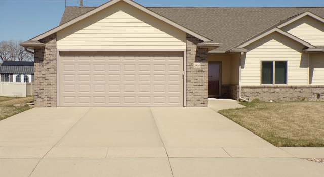 Photo of 3908 53rd St, Columbus, NE 68601