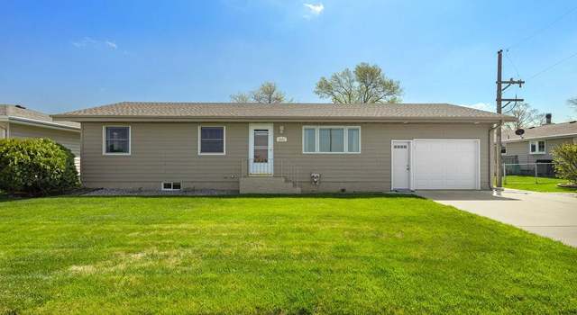 Photo of 3961 33rd Ave, Columbus, NE 68601