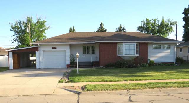 Photo of 2517 31st St, Columbus, NE 68601