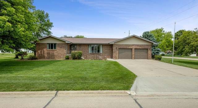 Photo of 222 E 22nd St, Schuyler, NE 68661