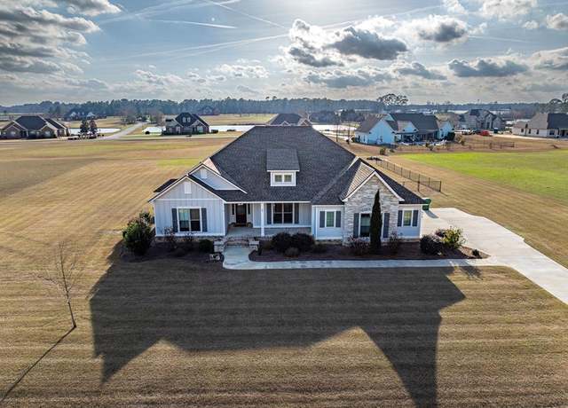 Property at 89 Brownlee Cir, Tifton, GA 31794, 4 beds, 3 baths