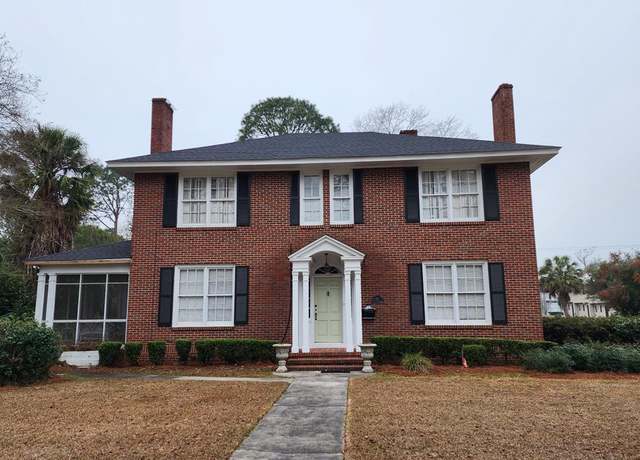 Property at 501 S Main St, Fitzgerald, GA 31750, 4 beds, 3 baths