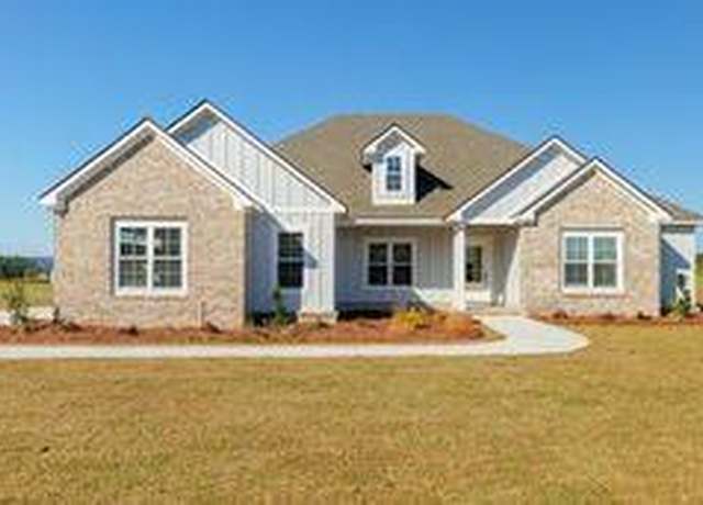 Property at 553 Indian Creek Cir, Adel, GA 31620, 4 beds, 3 baths