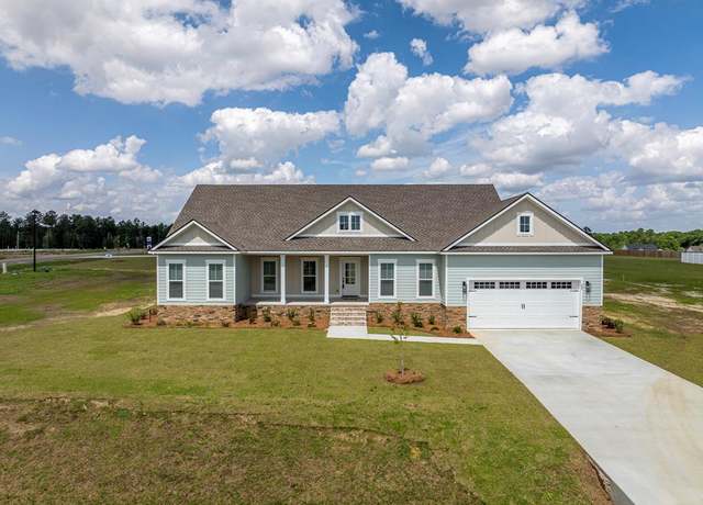 Property at 17 Waters Edge Way, Tifton, GA 31793, 4 beds, 3 baths