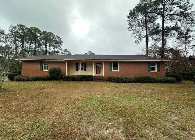 Property at 709 Marty Ln, Tifton, GA 31794, 3 beds, 2 baths