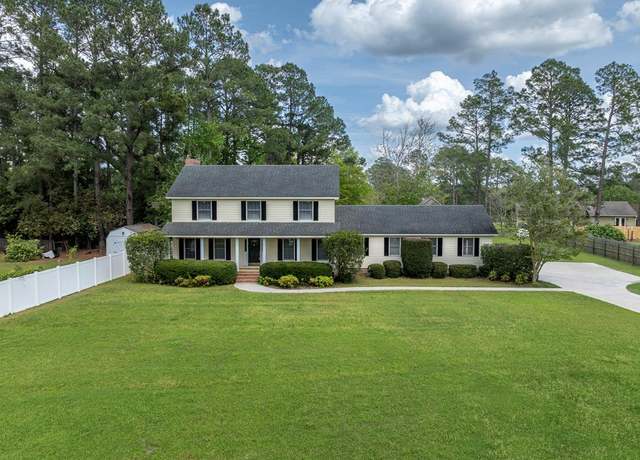 Property at 2011 Turner Trl, Tifton, GA 31794, 5 beds, 3 baths