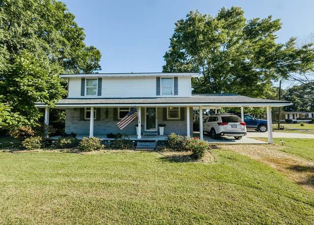 Property at 15 Mcgee Rd, Enigma, GA 31947, 3 beds, 2 baths