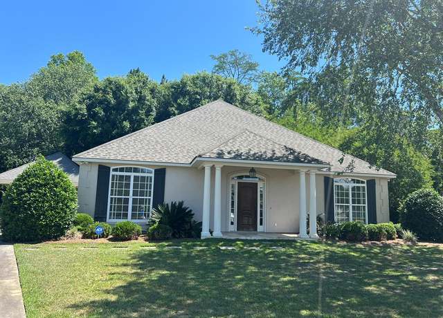 Property at 134 Golden Way, Tifton, GA 31794, 3 beds, 3 baths