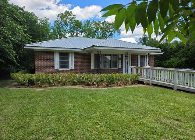 Property at 105 Gaff Ave, Fitzgerald, GA 31750, 3 beds, 1 bath