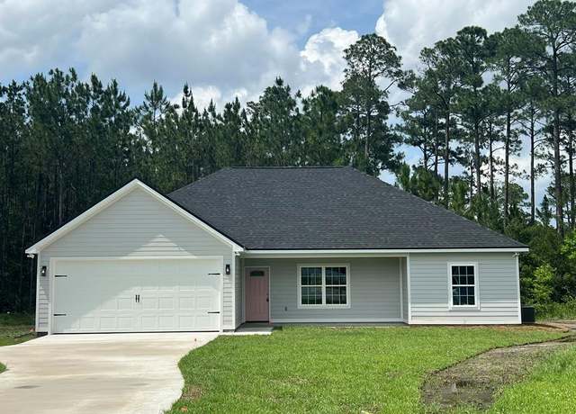 Property at 64 Mcintosh Pl, Moultrie, GA 31788, 3 beds, 2 baths