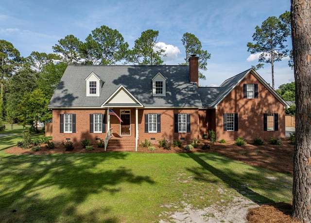 Property at 6001 Eastlake Dr, Tifton, GA 31794, 4 beds, 3 baths