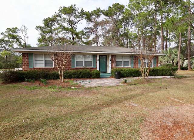 Property at 125 Starr St, Tifton, GA 31794, 3 beds, 2 baths