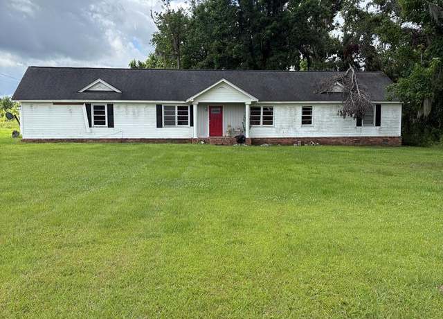 Property at 245 Smith Dairy Rd, Ray City, GA 31645, 4 beds, 2 baths