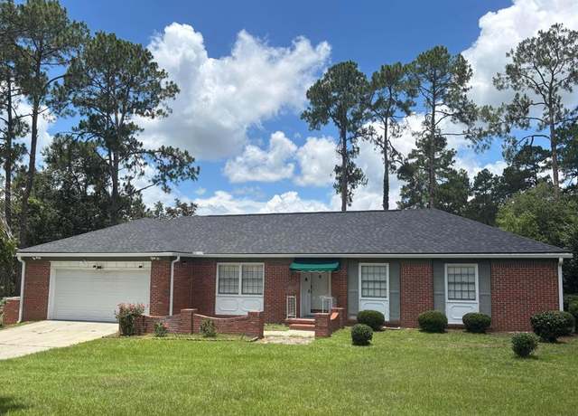 Property at 307 Fulwood Blvd, Tifton, GA 31794, 4 beds, 2 baths