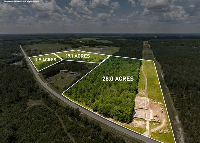 Property at 650 Benjamin H Hill Dr, Fitzgerald, GA 31750