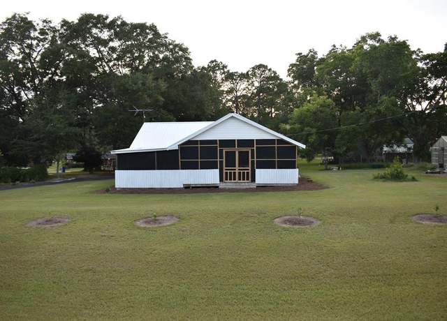 Property at 1511 Bussey Rd, Sycamore, GA 31790, 4 beds, 3 baths