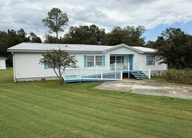 Property at 289 Mason Dixon Line Rd, Ashburn, GA 31714, 3 beds, 3 baths