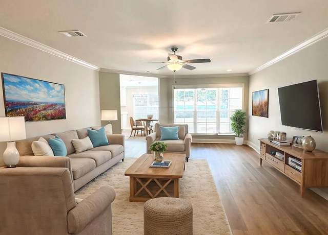 Property at 709 Osprey Cir, Tifton, GA 31794, 3 beds, 2 baths