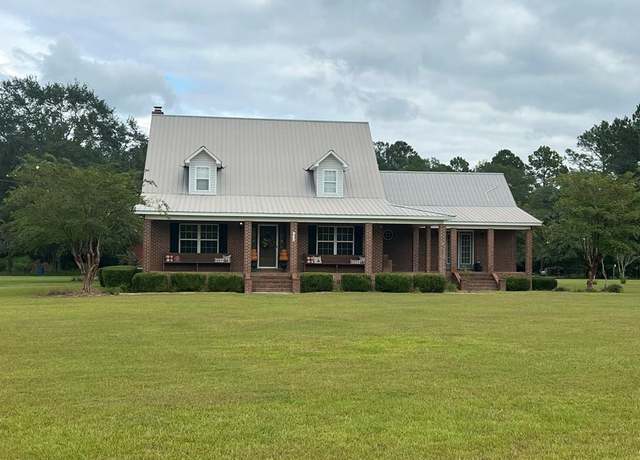 Property at 945 W B Parks Rd, Ty Ty, GA 31795, 3 beds, 1.5 baths