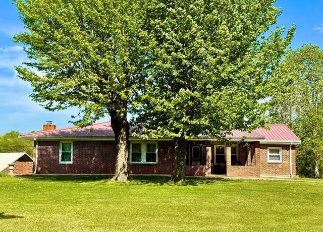Property at 850 Wesley Chapel Rd, Sparta, TN 38583, 4 beds, 3 baths