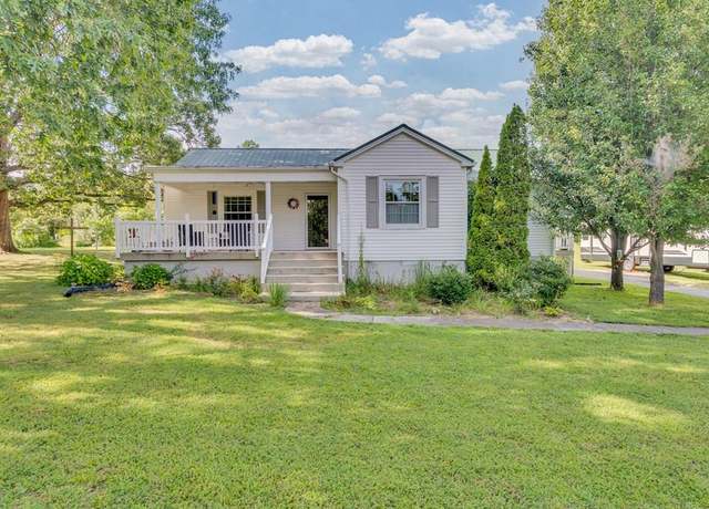 Property at 8705 Crossville Hwy, Sparta, TN 38583, 2 beds, 2 baths