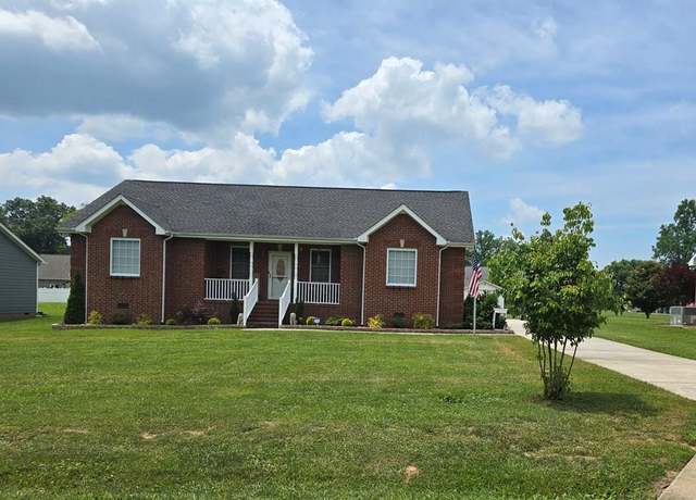 Property at 130 Mallard Dr, Sparta, TN 38583, 3 beds, 2 baths