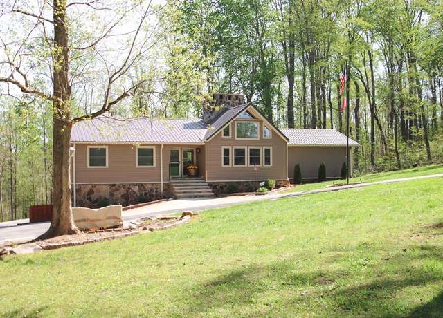 Property at 681 Skyline Dr, Sparta, TN 38583, 4 beds, 3 baths