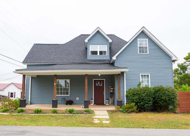 Property at 12 W Everett St, Sparta, TN 38583, 4 beds, 2 baths