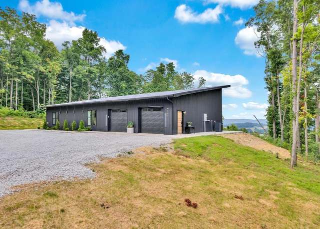 Property at 397 Wildcat Cove Rd, Sparta, TN 38583, 2 beds, 2 baths