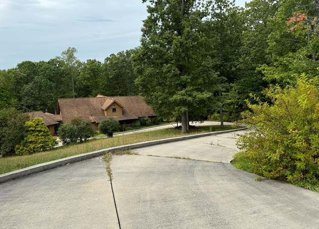 Property at BRAVE N 370 Brave Dr, Oneida, TN 37841, 3 beds, 2.5 baths