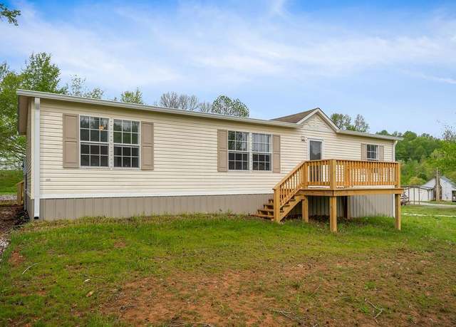 Property at 126 Holly Creek Rd, Celina, TN 38551, 3 beds, 2 baths