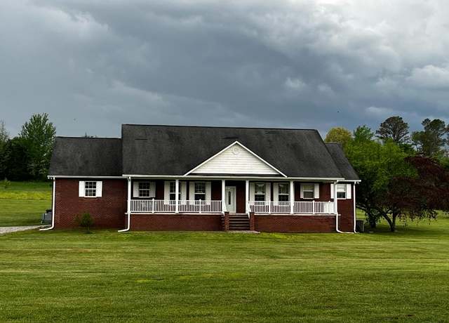 Property at 2110 Almyra Rd, Sparta, TN 38583, 4 beds, 3 baths