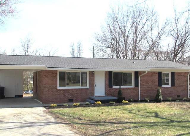 Property at 1255 Meadow Rd, Cookeville, TN 38501, 3 beds, 1.5 baths
