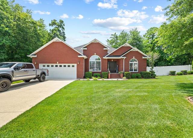 Property at 375 Abby Ct, Cookeville, TN 38506, 4 beds, 3 baths