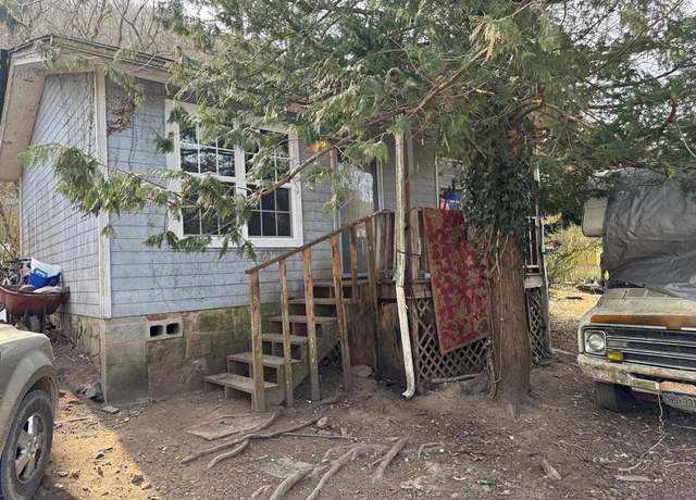 Property at 1114 Hwy 25 W S, Lafollette, TN, 2 beds, 1 bath
