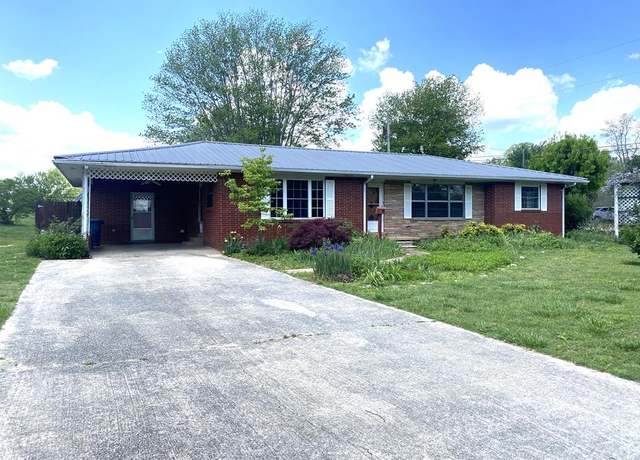 Property at 205 Apple St, Baxter, TN 38544, 3 beds, 1 bath