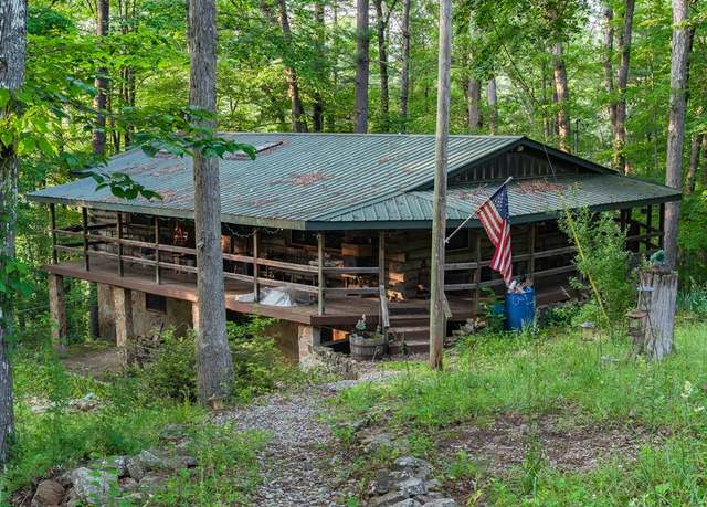 Property at 1555 Brown Crk Dr, Crossville, TN 38571, 2 beds, 2 baths