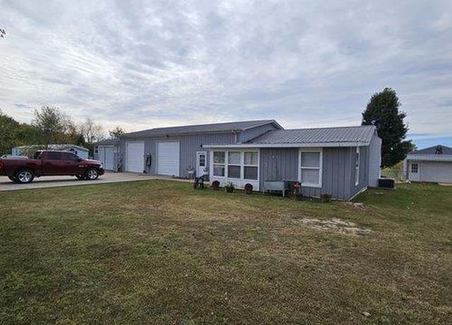 Property at 2334 Cave Hollow Rd, Lafayette, TN 37083, 3 beds, 2 baths