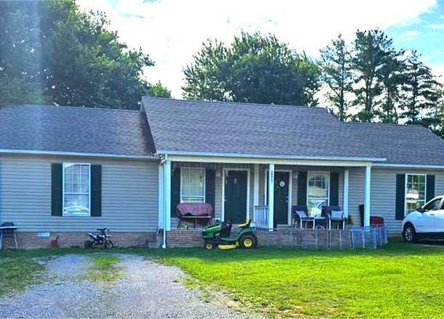 Property at 3073 Fisk Rd, Cookeville, TN 38506, 4 beds, 2 baths